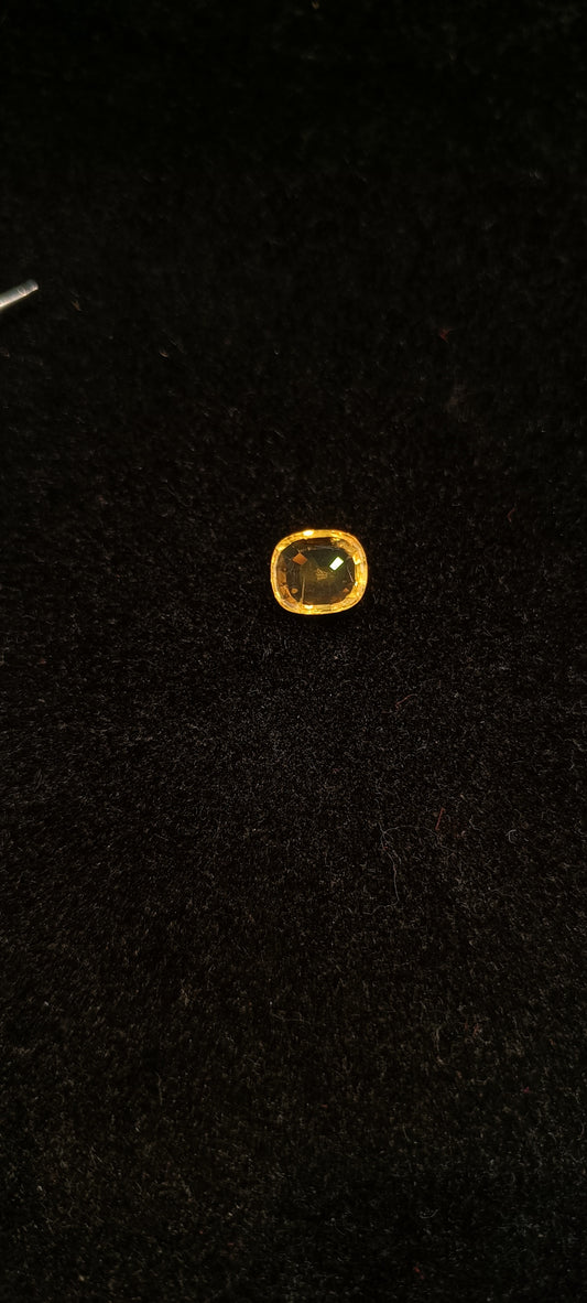 Yellow Sapphire - 4.25 Carats