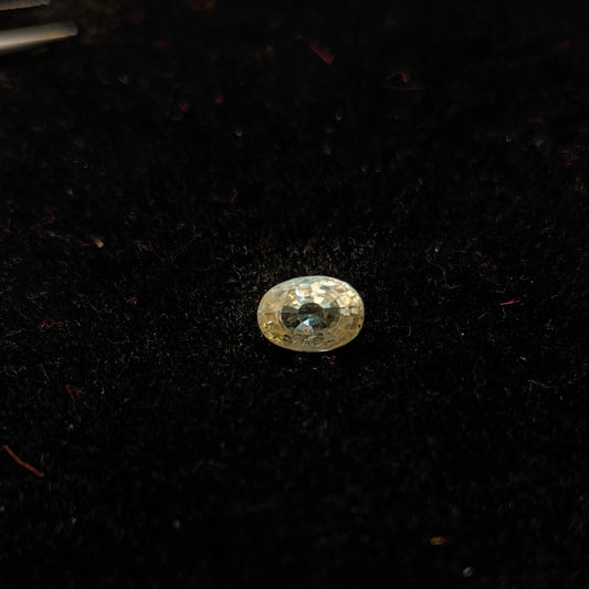 Yellow Sapphire - 3.30 Carats