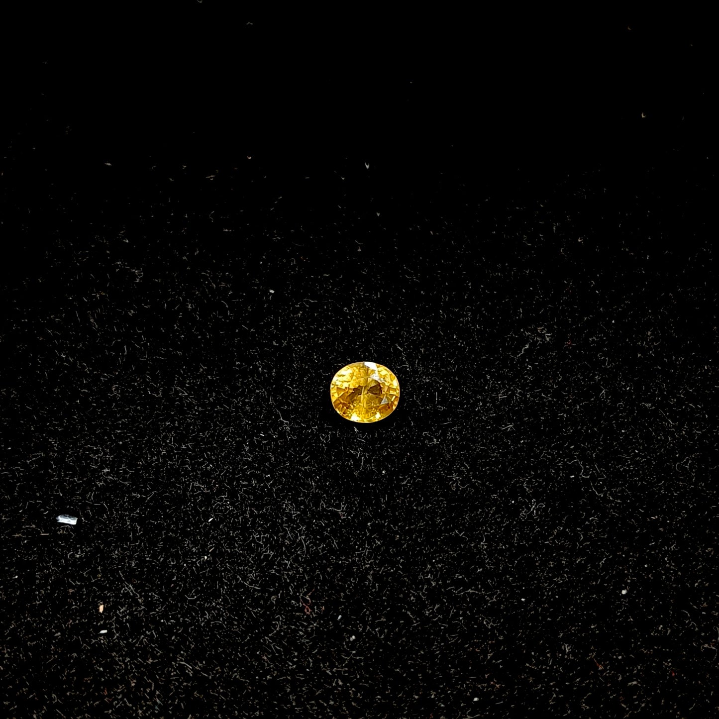 Yellow Sapphire - 2.80 Carats