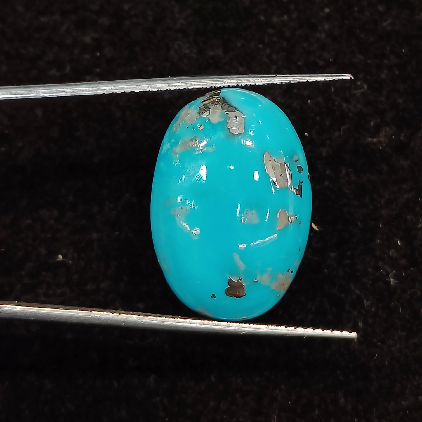Turquoise (Firoza) - 20.02 Carats
