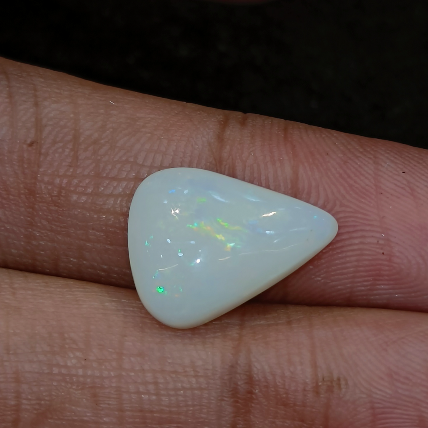 White Opal  - 5.35 Carats