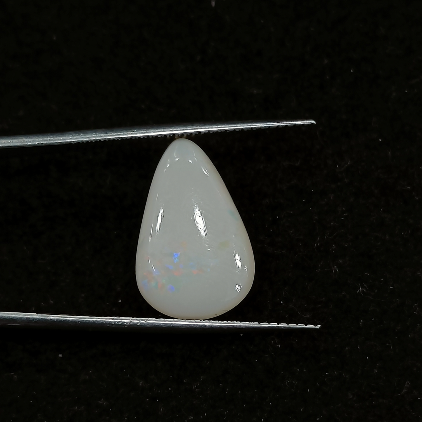 White Opal - 4.95 Carats