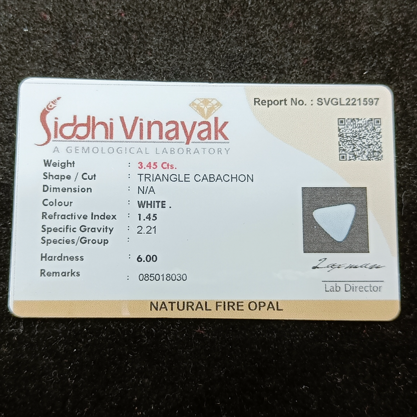 White Opal - 3.45 Carats