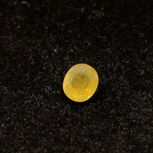 Yellow Sapphire - 3.70 Carats