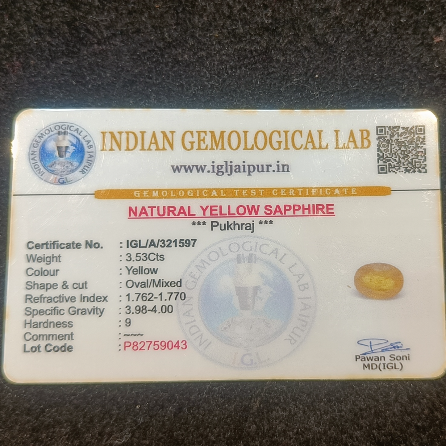 Yellow Sapphire - 3.53 Carats