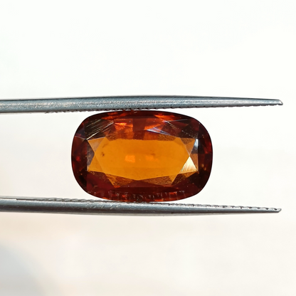 Hessonite (Gomed) - 8.30 Carats