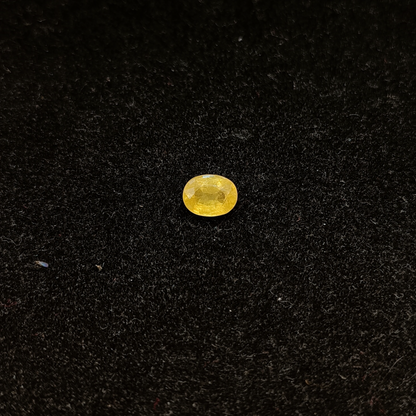 Yellow Sapphire - 3.30 Carats
