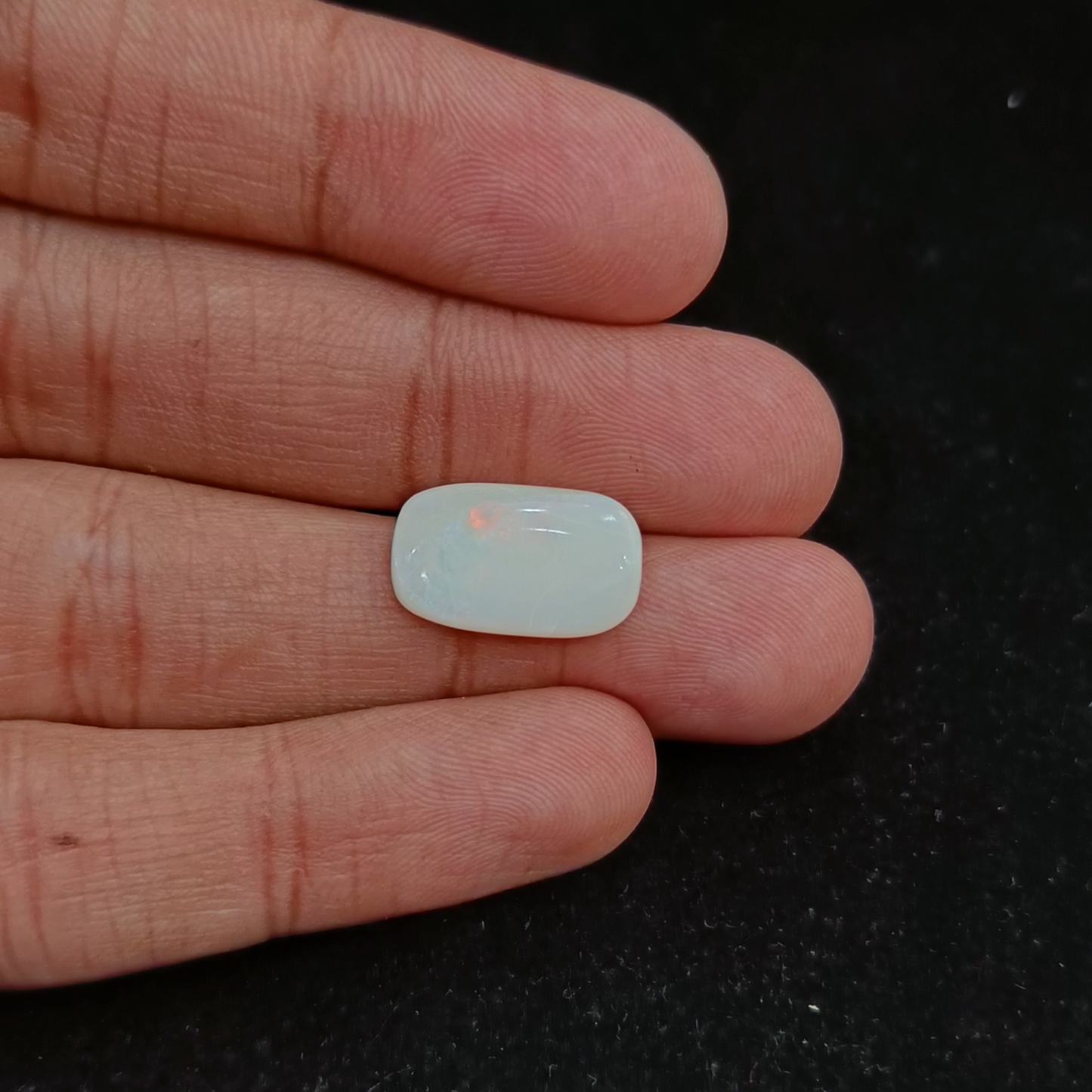 White Opal - 4.65 Carats