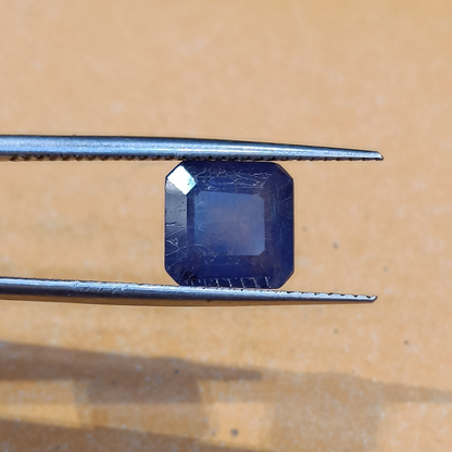 Blue Sapphire - 3.97 Carats