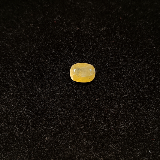 Yellow Sapphire - 3.64 Carats