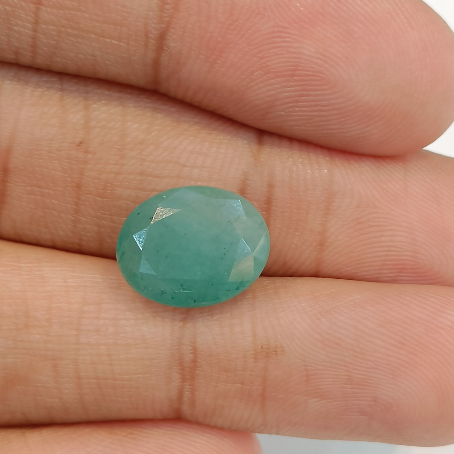 Emerald (Panna) - 5.68 Carats
