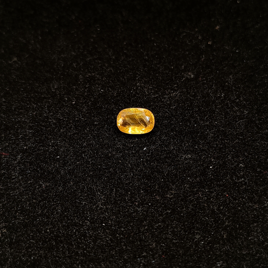 Yellow Sapphire - 3.55 Carats
