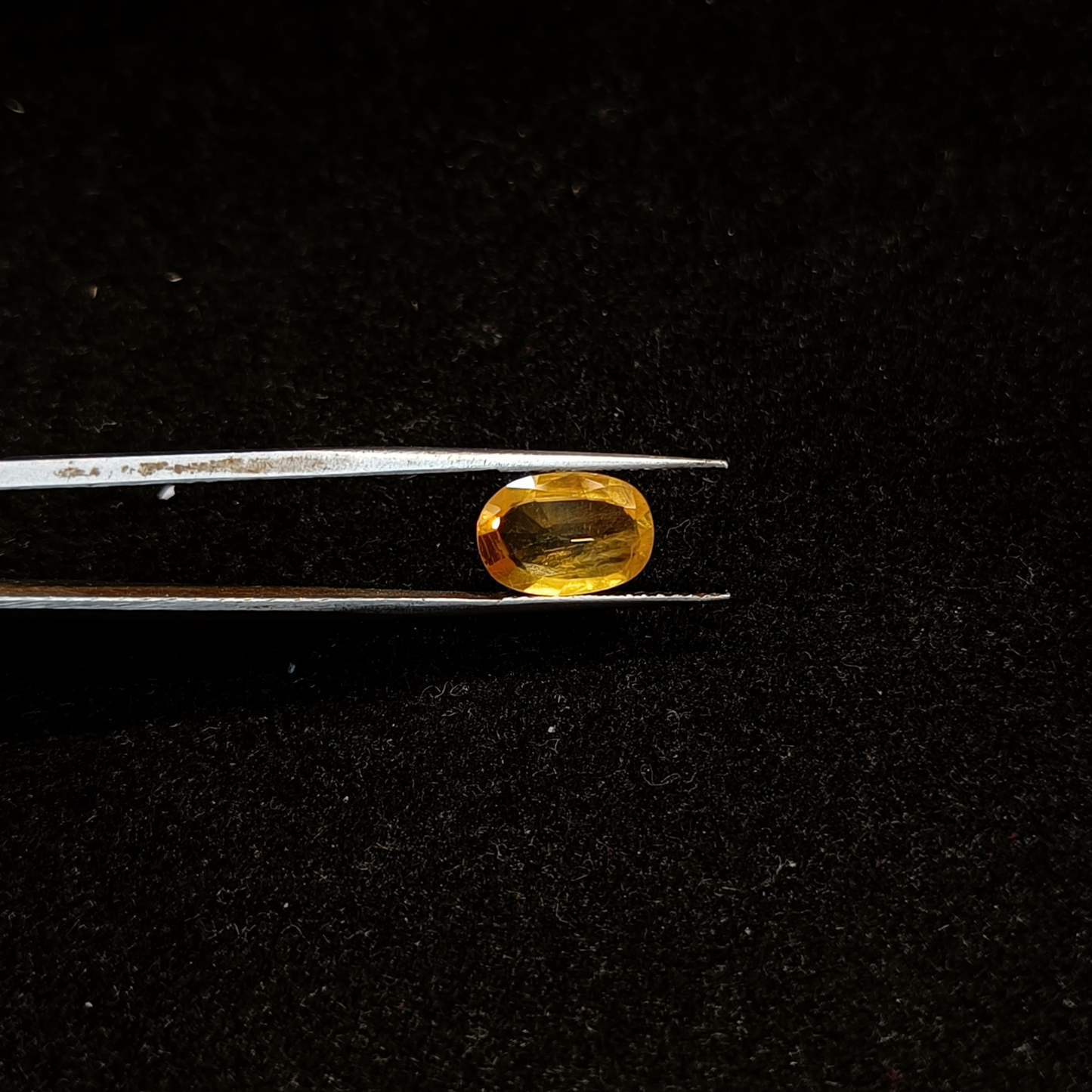 Yellow Sapphire - 2.84 Carats