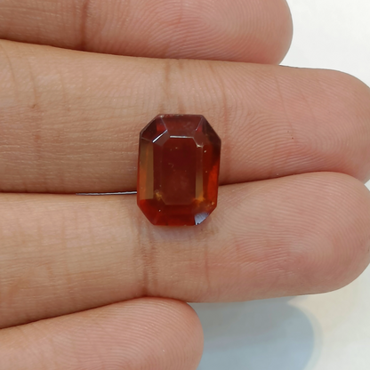 Hessonite (Gomed) - 7.32 Carats